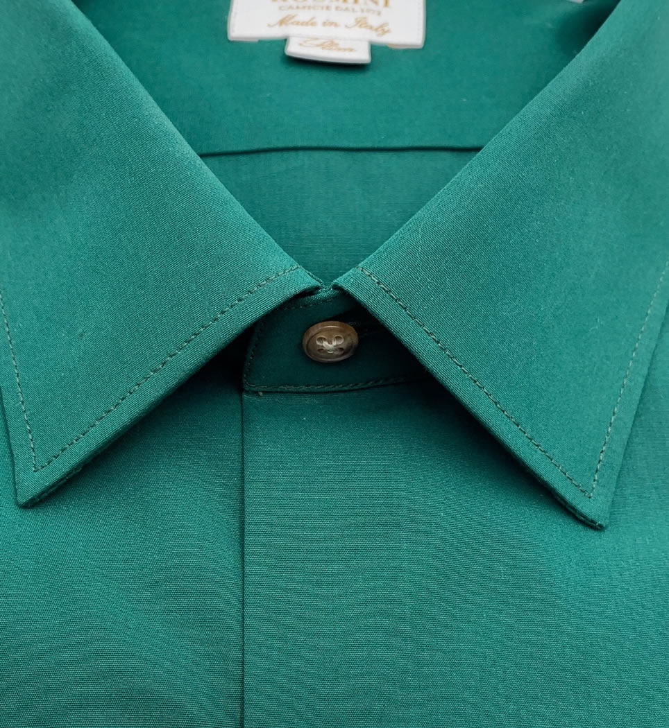 Camicia uomo slim collo italiano tinta unita verde 100% cotone